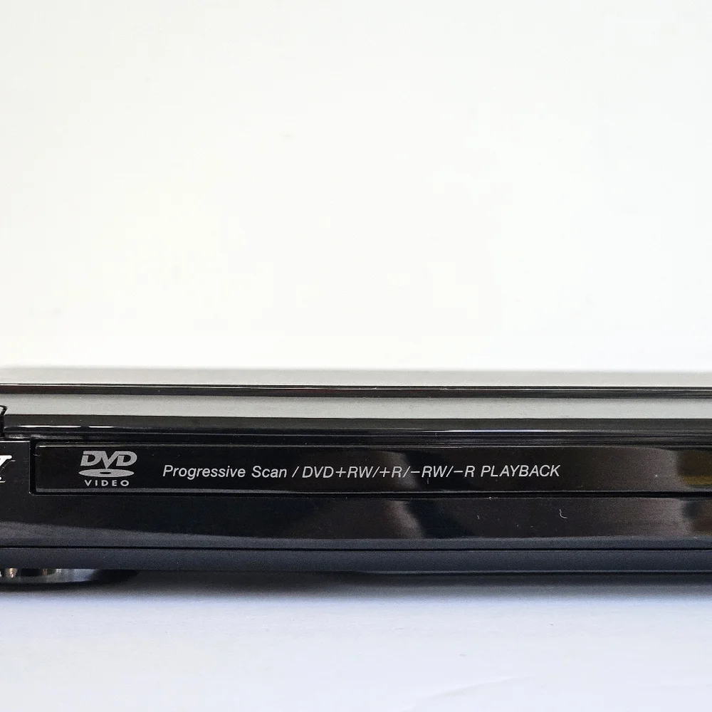 Sony Black CD/ DVD Player DVP-SR101P